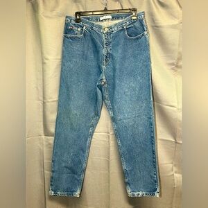 Tommy Hilfiger Women’s Light Blue Relaxed Jeans